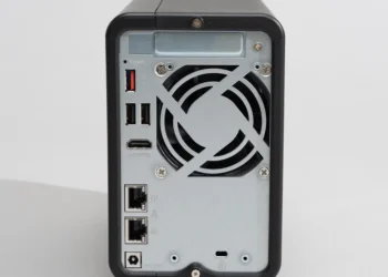 Synology vs. QNAP: Choosing the Right NAS for Your Needs