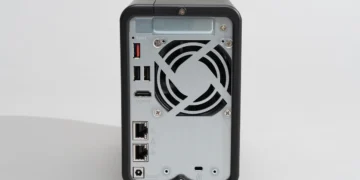 Synology vs. QNAP: Choosing the Right NAS for Your Needs