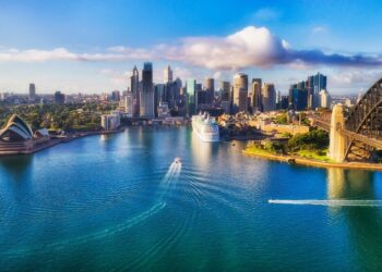 Australia Travel Tips: Essential Advice for Your Adventure Down Under