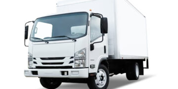 The Essential Role of the 26ft Reefer Box Truck in Cold Chain Logistics